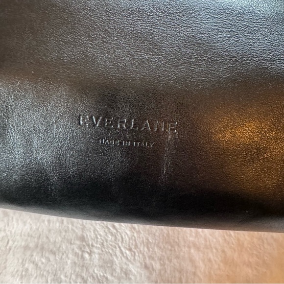 Everlane The Frame Bag in Black Leather - Picture 3 of 9